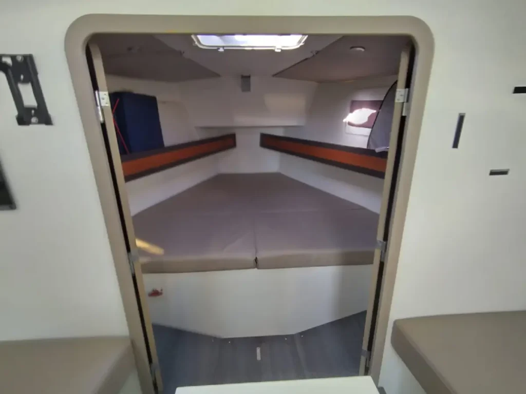 Cabine double avant RM 10.70.