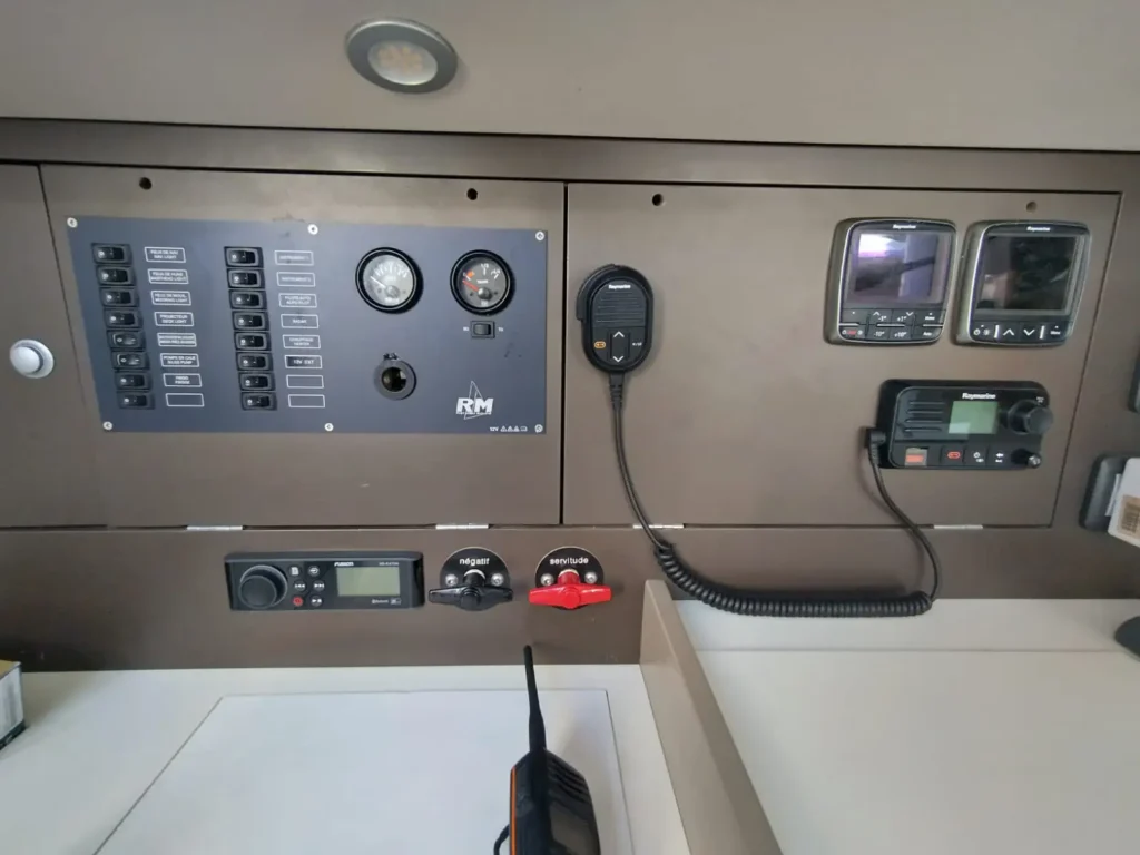 Table à carte du RM 10.70 biquille de location bretagne nord.