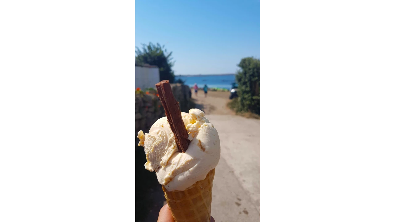 Une glace vanille avec le célèbre "Flake" anglo-saxon.