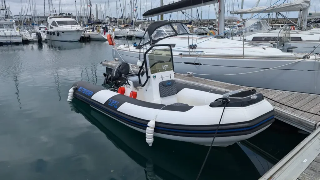 Vue générale sur le dernier né de la gamme 3D tender le TR54.