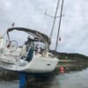Sailboat stranded on a rock: tips for running aground easily in northern Brittany